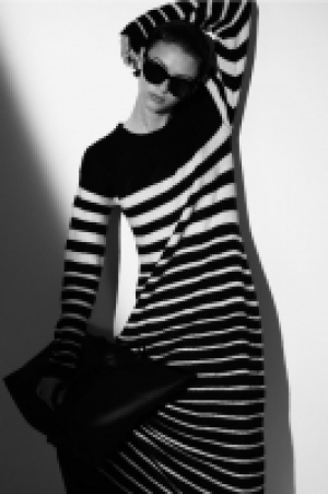 Rib-knit dress 20.00 €