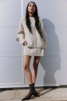HM  Wool-blend cable-knit jumper