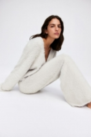 Fluffy-knit trousers