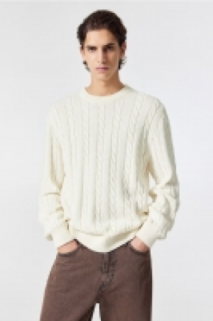 Regular Fit Cable-knit jumper 31.00 €