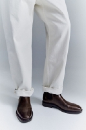 Chelsea boots 22.00 €