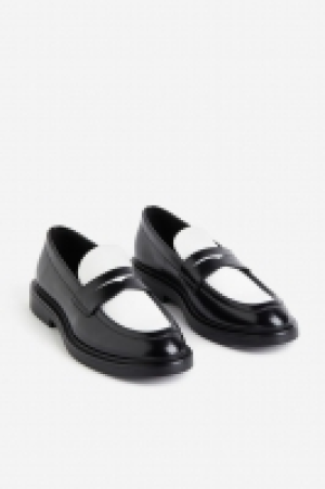 Loafers 40.00 €