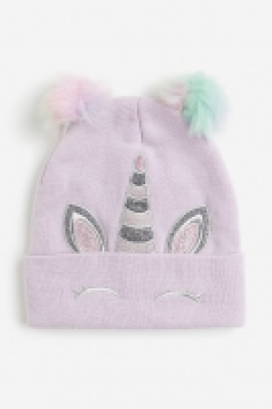 Pompom hat