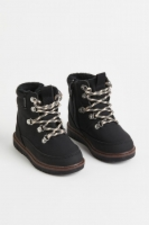 Waterproof boots 18.00 €