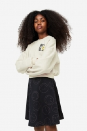 2-piece sweatshirt and skirt set
