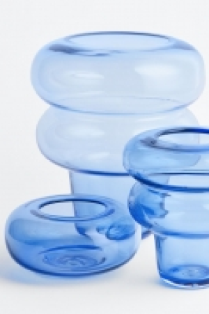 Small glass vase 12.00 €