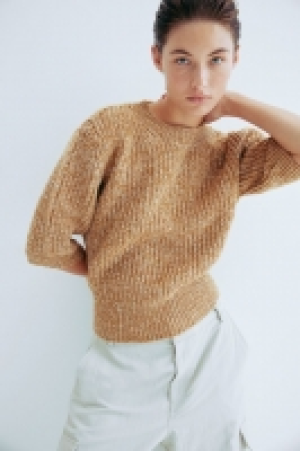 Rib-knit top 15.00 €