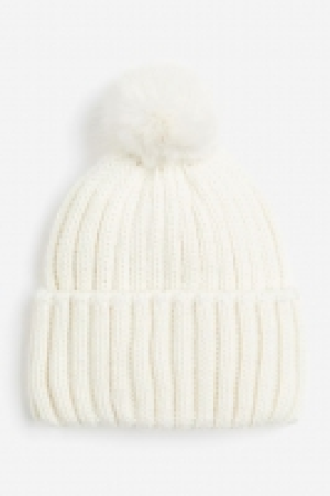 Rib-knit pompom hat