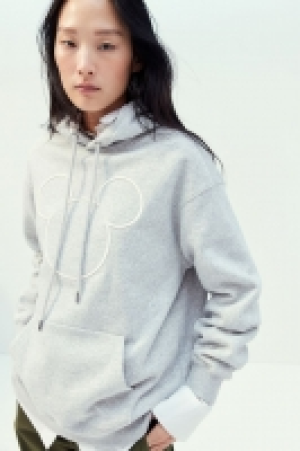 HM  Motif-front hoodie