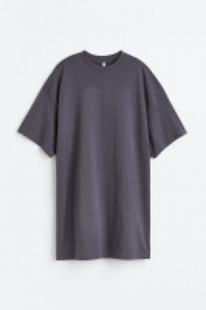 HM  Oversized T-shirt dress