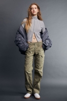 HM  Low-waisted cargo trousers