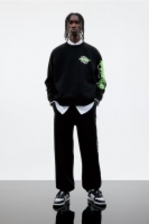 Loose Fit Sweatshirt 9.00 €