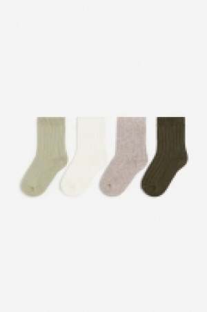 4-pack socks 8.00 €
