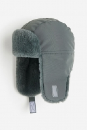 Water-repellent hat 3.00 €