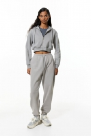 HM  High-waisted joggers