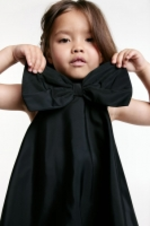 Bow-detail dress 6.00 €