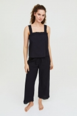 HM  Pyjama top and bottoms
