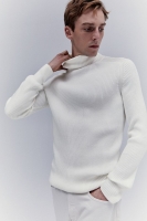HM  Polo-neck jumper Muscle Fit