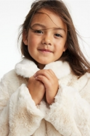 Collared fluffy jacket