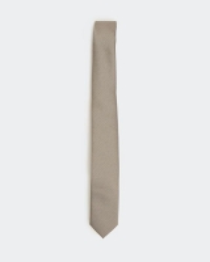 Tie And Pocket Square Set