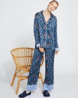 Carolyn Donnelly Eclectic Navy Floral Boxed Pyjama Set