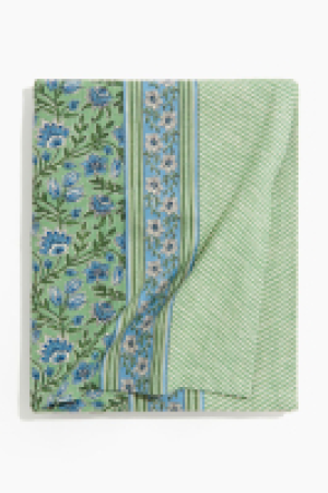 Patterned tablecloth